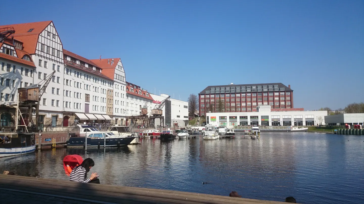 Tempelhofer Hafen